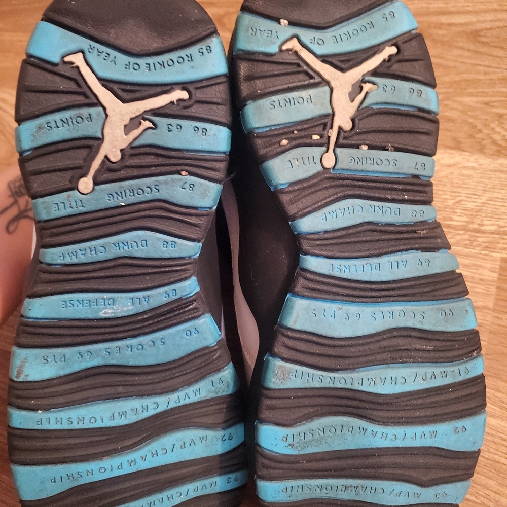 Jordan 10 - Picture 3 of 5
